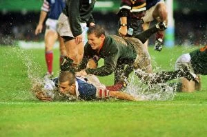 Images Dated 14th December 2009: Frances Fabien Galthie and South Africas James Small - 1995 Rugby World Cup