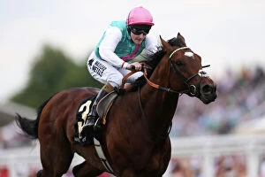Images Dated 19th June 2012: Frankel on the way to winning the Queen Anne Stakes