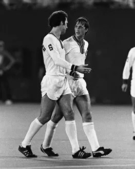 Images Dated 4th November 2010: Franz Beckenbauer & Johan Cruyff - New York Cosmos