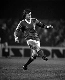 Images Dated 10th June 2011: George Best plays for Ipswich Town