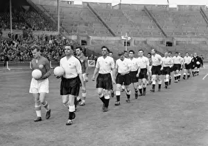 Images Dated 2009 November: Great Britain face Bulgaria at Wembley in a 1956 Olympic football qualifier