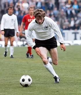 Euro 1972 Collection: Herbert Wimmer on the ball in the final of Euro 72
