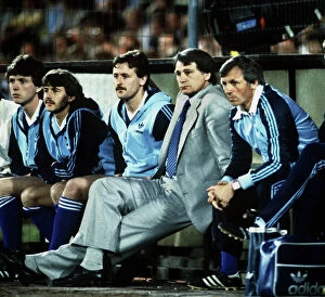 Images Dated 31st July 2009: Ipswich manager Bobby Robson watches the 1981 UEFA Cup Final