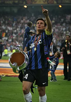 Images Dated 21st April 2010: Javier Zanetti - Inter Milan