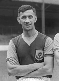 Images Dated 8th November 2011: Jimmy Adamson - Burnley, 1960 / 61