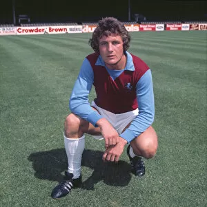 Images Dated 1st December 2011: Jimmy Brown - Aston Villa