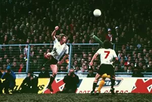 Images Dated 29th September 2010: Jimmy Greenhoff scores for Manchester United - 1979 FA Cup Semi-Final
