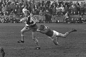 Images Dated 6th February 2009: John Spencer makes a break for the Barbarians in the 1969 Mobbs Memorial Match