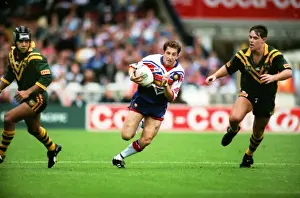 Jonathan Davies makes a break on the way to scoring a brilliant try