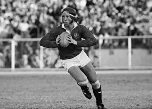 1974 British Lions in South Africa Collection: JPR Williams runs with the ball for the British Lions