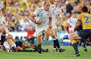 Lawrence Dallaglio carries the ball during the 2003 World Cup Final