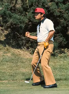 Lee Trevino (USA) punches the air after sinking his winning putt at the 1972 Open Championship