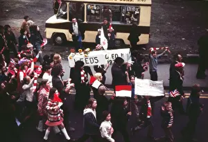 The Leeds died 1973 coffin is carried through the streets of Sunderland on the way to Roker Park
