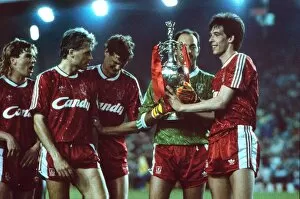 Images Dated 1st May 1990: Liverpool celebrate winning the league title in 1990