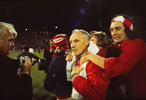 Images Dated 2009 September: Liverpool manager Bill Shankly celebrates victory in the 1973 UEFA Cup Final