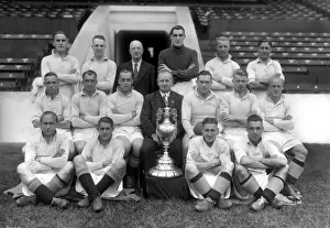 Manchester City - 1937 Division One Champions Team Group