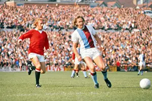 Manchester Uniteds Denis Law and Crystal Palaces Mel Blyth