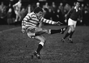 Images Dated 30th March 2011: Marcus Rose kicks for Cambridge University in 1980