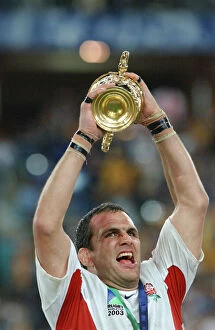 Rugby Collection: Martin Johnson lifts the rugby World Cup