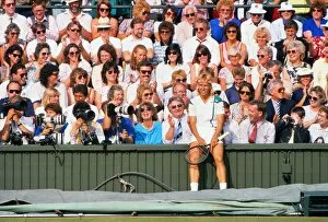 Images Dated 17th June 2011: Martin Navaratilova takes a breather with the crowd