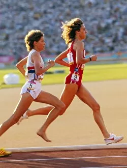 Olympics Collection: Mary Decker and Zola Budd - 3000m final at the 1984 Los Angeles Olympics