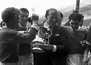 1963 FA Cup Final - Manchester United 3 Leicester City 1 Collection: Matt Busby and his Manchester United players with the FA Cup in 1963