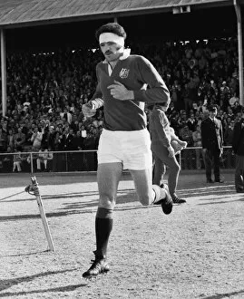 Images Dated 29th February 2012: Mervyn Davies runs out for the British Lions against Northern Transvaal in 1974