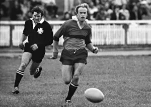Images Dated 25th March 2011: Mike Gibson - 1973 Harlequins Invitation 7s