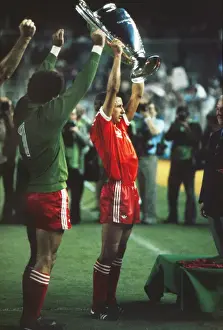 Images Dated 2010 May: Nottingham Forest captain John McGovern lifts the European Cup