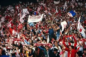 Images Dated 27th January 2010: Nottingham Forest fans during the 1979 European Cup Final