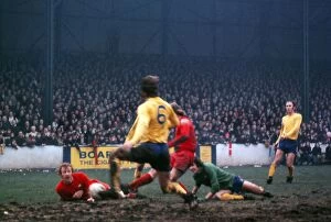 Images Dated 1972 February: Orients Barrie Fairbrother scores the winning goal in extra-time against Chelsea in the 1972 FA Cup