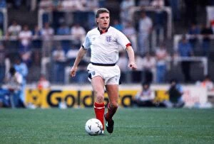 Images Dated 12th March 2011: Paul Gascoigne on the ball during his first start for England in 1989