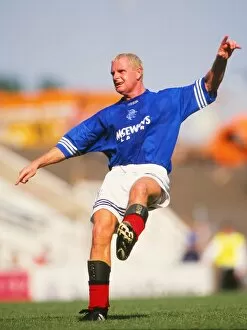 Images Dated 12th March 2011: Paul Gascoigne - Rangers