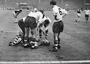 1964 FA Cup Final - West Ham United 3 Preston North End 2 Prints: Preston goalkeeper Alan Kelly lies injured - 1964 FA Cup Final