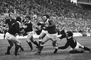 Ray Gravell powers to the line to score against Scotland - 1978 Five Nations