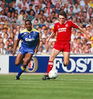 Ray Houghton & Laurie Cunningham - 1988 FA Cup Final