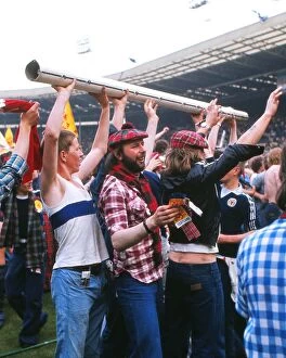 Images Dated 4th June 1977: Scotland fans hold up the Wembley goalposts - 1977 British Home Championship