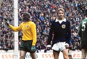 Images Dated 6th April 2010: Scotlands Denis Law - 1972 British Home Championship