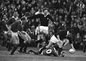 Images Dated 27th August 2010: Scotlands Iwan Tukalo scores against Ireland - 1987 Five Nations
