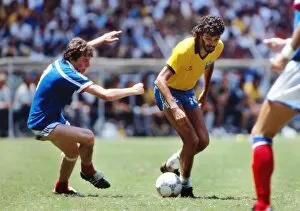 Images Dated 5th December 2011: Socrates on the ball at the 1986 World Cup