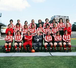 Images Dated 8th October 2010: Southampton Team Group 1972 / 73