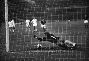 Russia Prints: Soviet Unions goalkeper Evgenij Rudakov saves from the panelty spot at Euro 72