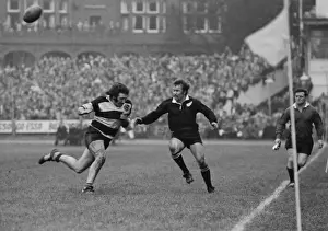 Tom David and Grant Batty fight during the famous game between the All Blacks and Barbarians in 1973