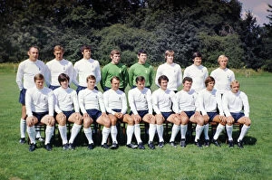 Images Dated 9th October 2015: Tottenham Hotspur - 1969 / 70