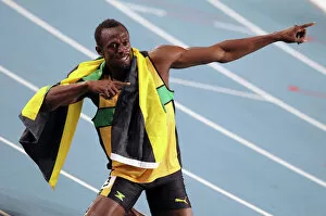 Images Dated 3rd September 2011: Usain Bolt celebrates his 200m gold medal