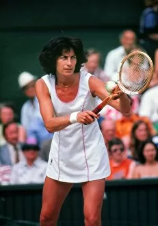 Images Dated 27th June 2011: Virginia Wade - 1977 Wimbledon Championships
