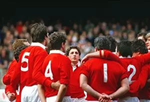 Images Dated 1st December 2011: Wales Jonathan Davies - 1986 Five Nations